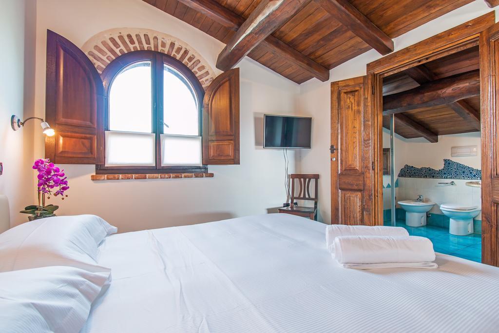 Casa La Vela Villa Cala Liberotto Eksteriør billede